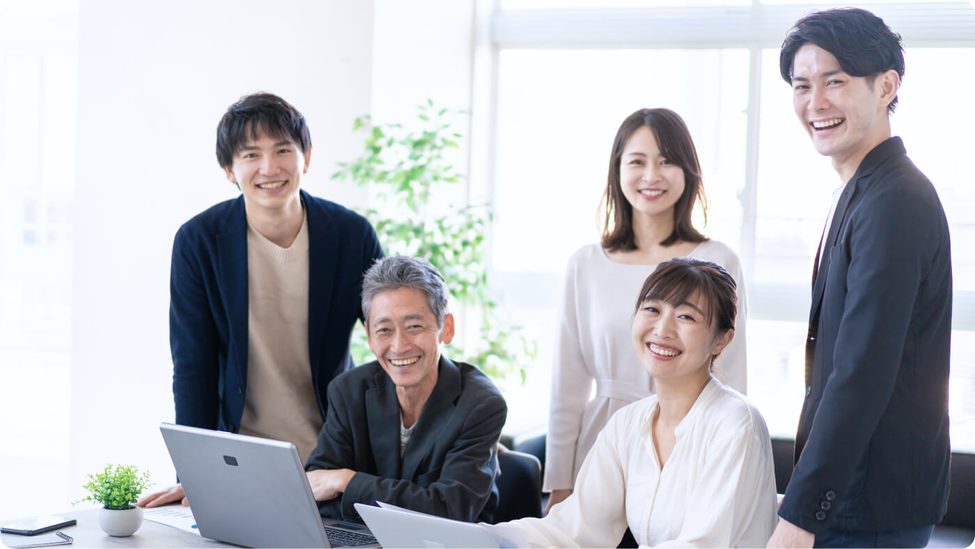 トラストインシュアランスの社員画像